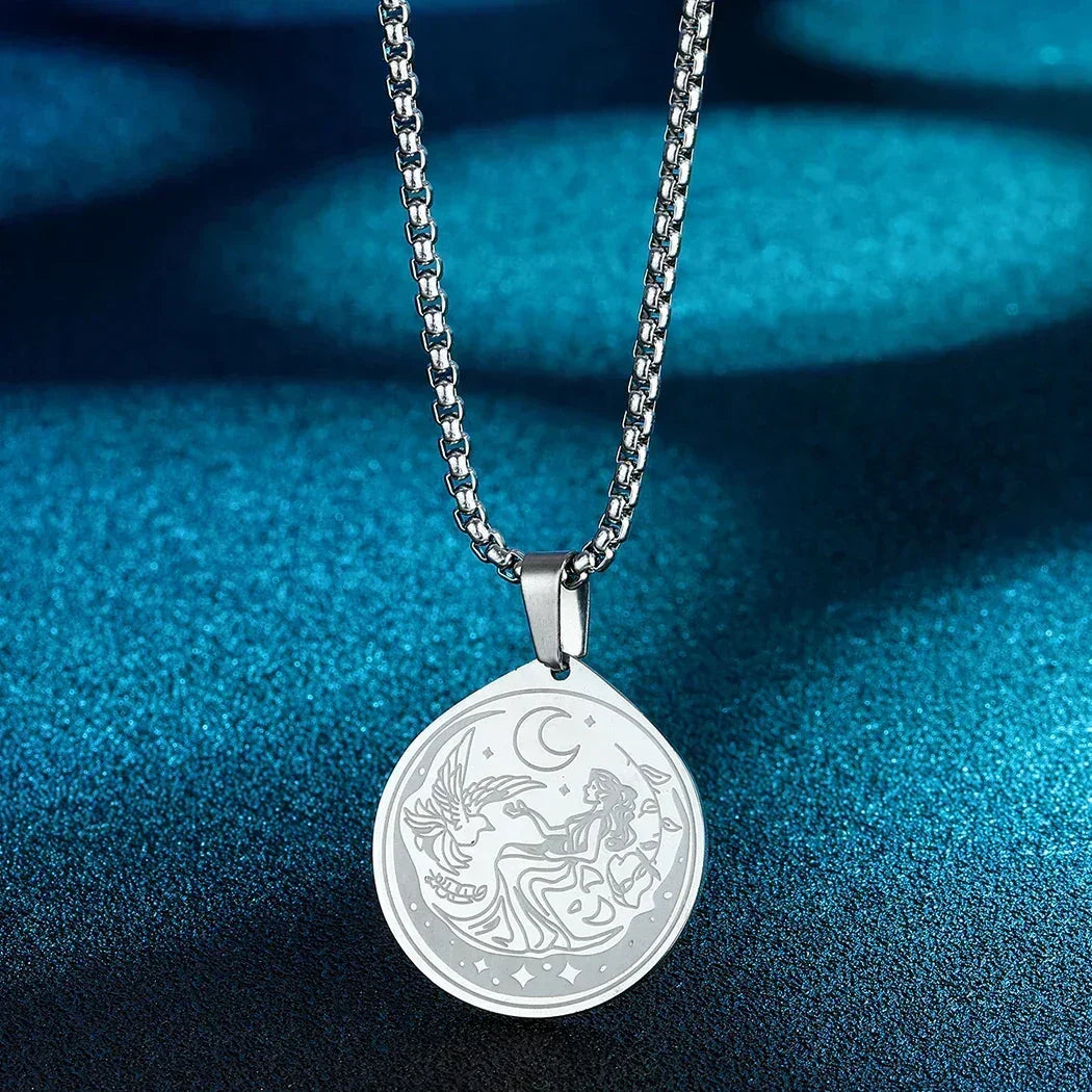 Mens Ancient Greek God Spartan Warrior Pendant Gladiator Necklace Women Mythology Spartan Helmet Charm Neck Chain Amulet Jewelry