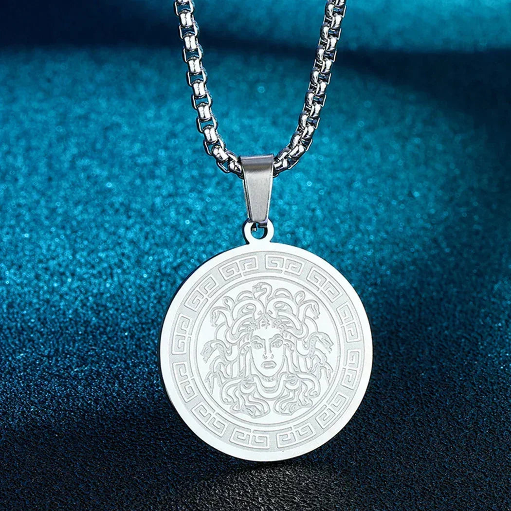 Mens Ancient Greek God Spartan Warrior Pendant Gladiator Necklace Women Mythology Spartan Helmet Charm Neck Chain Amulet Jewelry